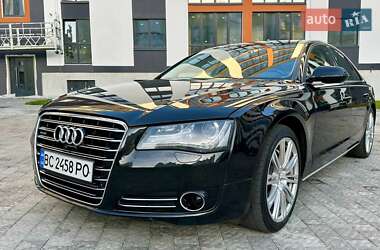 Седан Audi A8 2013 в Сокале