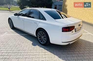 Седан Audi A8 2011 в 