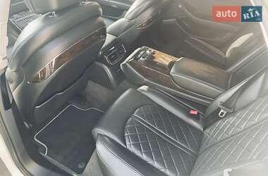 Седан Audi A8 2011 в 