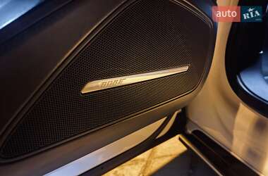 Седан Audi A8 2011 в 
