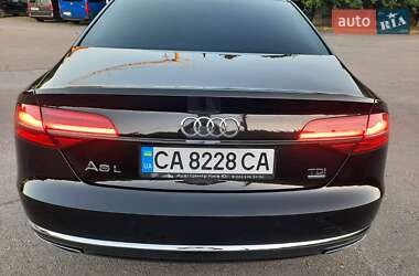 Седан Audi A8 2017 в 