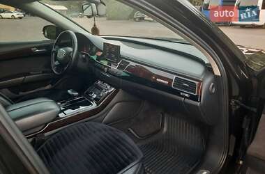 Седан Audi A8 2017 в 