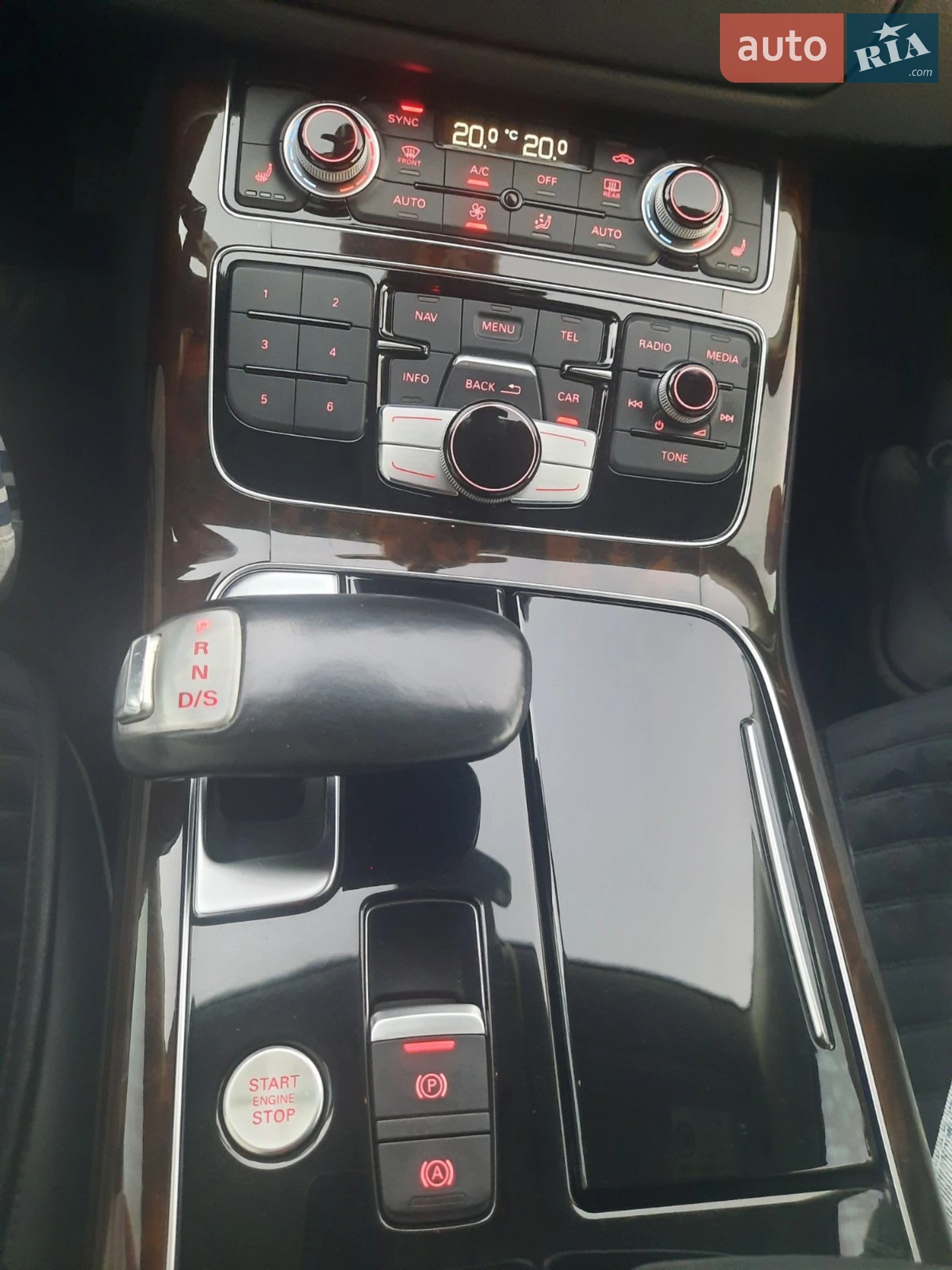 2017 Audi A8 - мініатюра 31