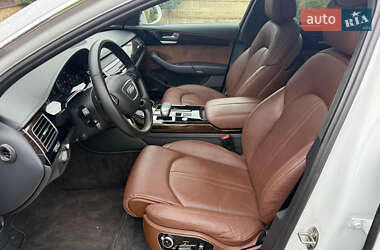 Седан Audi A8 2016 в 