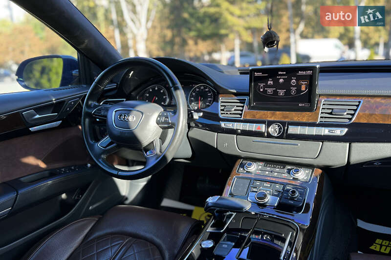 Седан Audi A8 2015 в Львове фото 22 Седан Audi A8 2015 в Львове