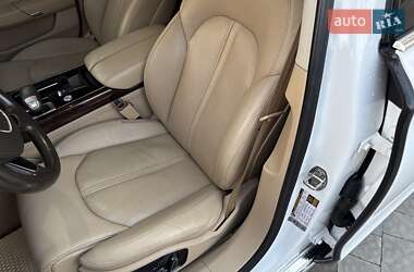 Седан Audi A8 2015 в 