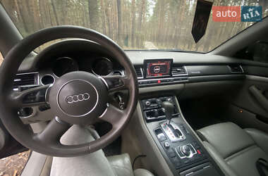 Седан Audi A8 2004 в 
