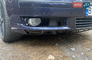 Седан Audi A8 2004 в 