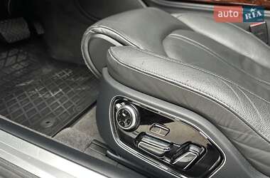 Седан Audi A8 2013 в 