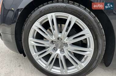 Седан Audi A8 2013 в 