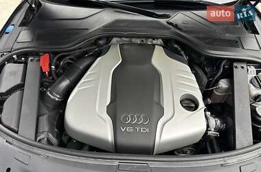 Седан Audi A8 2013 в 