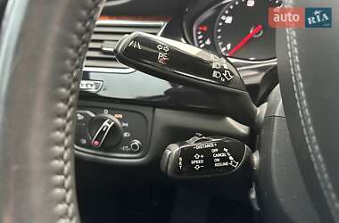 Седан Audi A8 2013 в 
