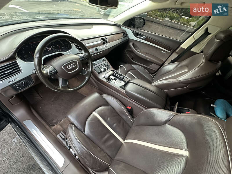 Седан Audi A8 2011 в Киеве