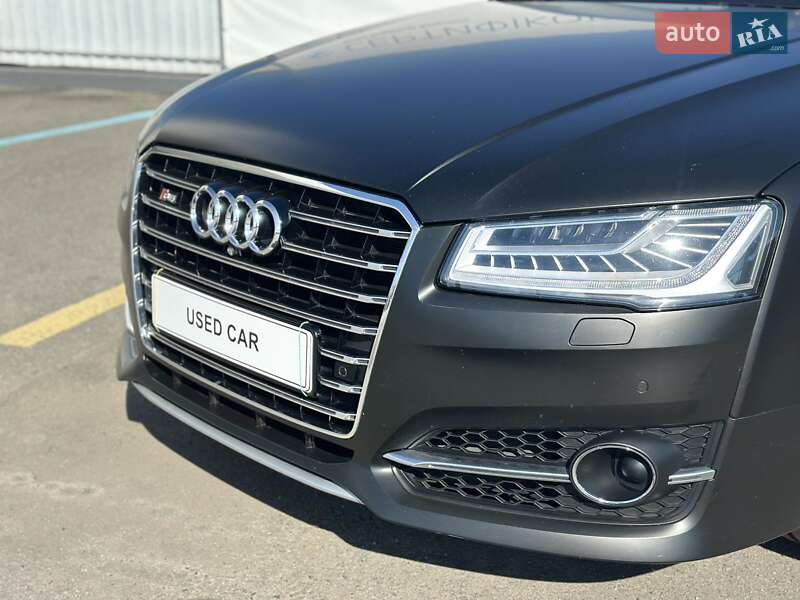 Седан Audi A8 2015 в Полтаве