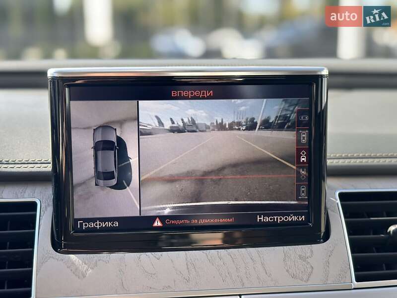 Седан Audi A8 2015 в Полтаве