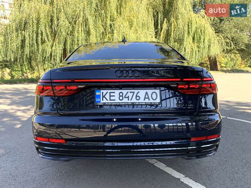 Седан Audi A8 2023 в Кривом Роге