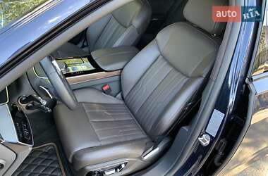 Седан Audi A8 2023 в 