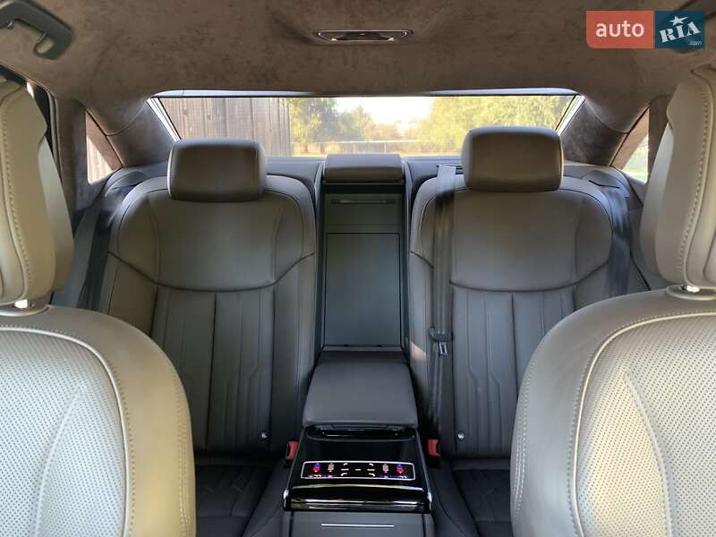 Седан Audi A8 2023 в Кривом Роге