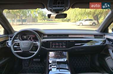 Седан Audi A8 2023 в 