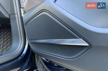 Седан Audi A8 2023 в 