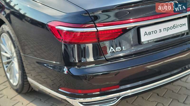 Седан Audi A8 2018 в Хмельницькому