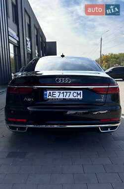 Седан Audi A8 2021 в 
