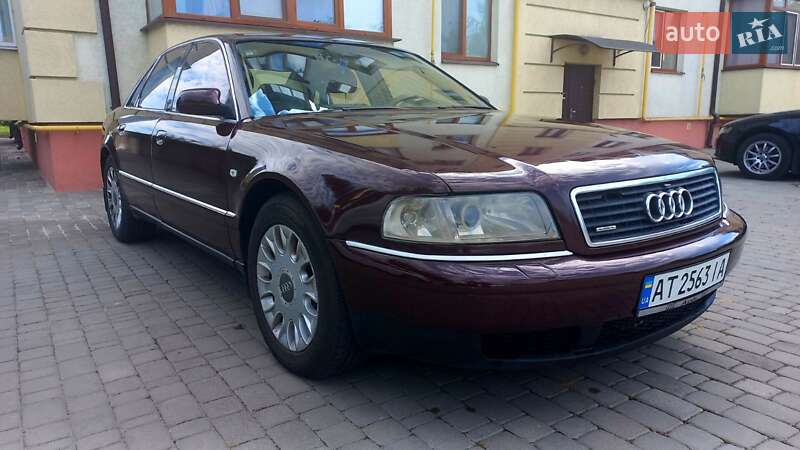 Седан Audi A8 1999 в 