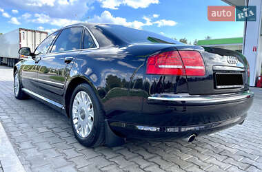 Седан Audi A8 2009 в 