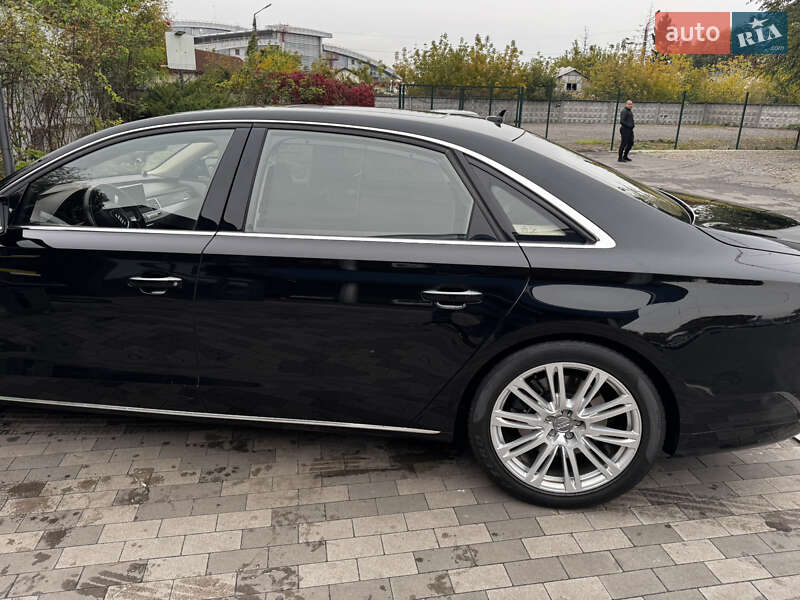 Седан Audi A8 2011 в Києві