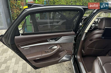 Седан Audi A8 2011 в 