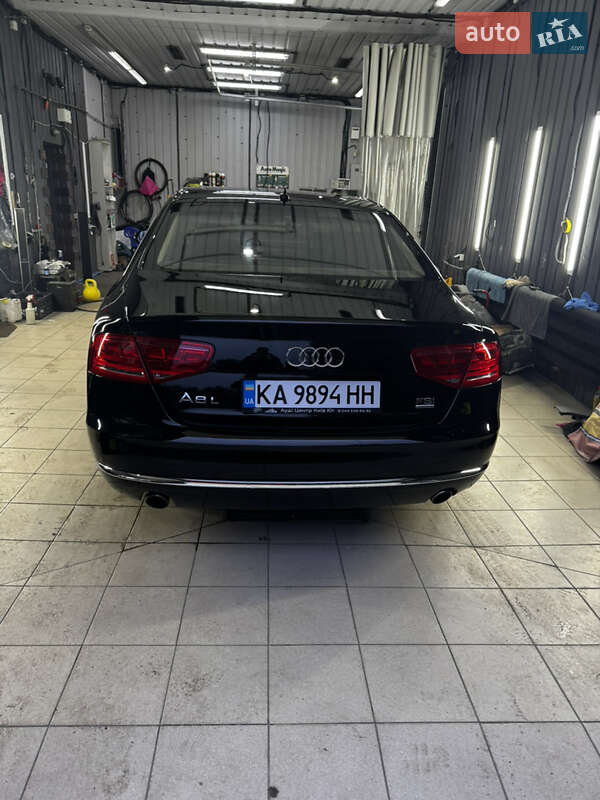 Седан Audi A8 2011 в Києві