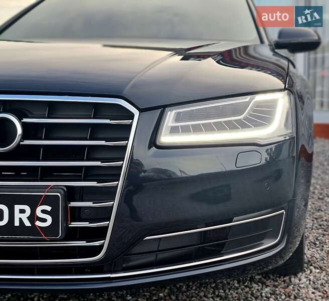 Седан Audi A8 2014 в Києві
