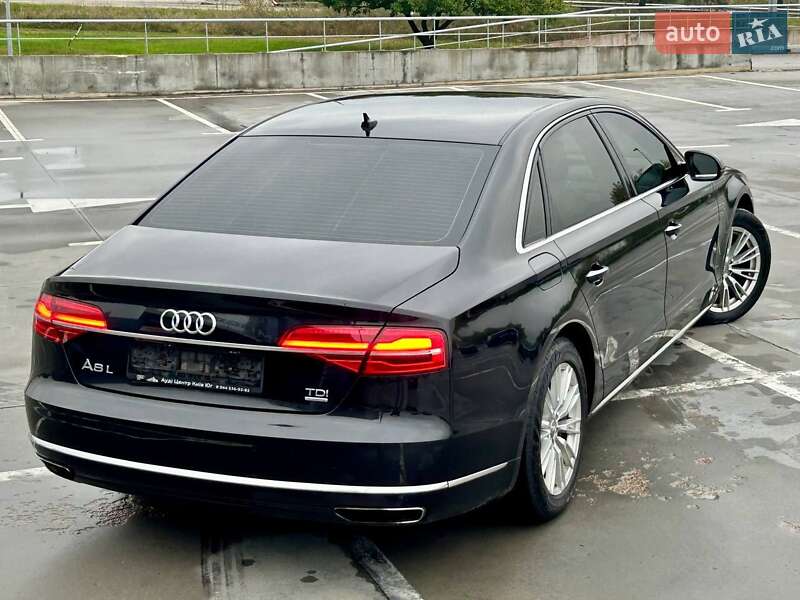 Седан Audi A8 2014 в Киеве