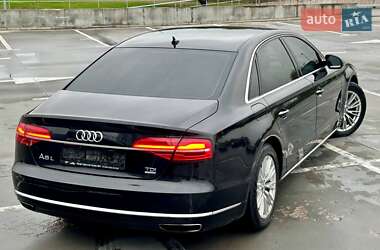 Седан Audi A8 2014 в 