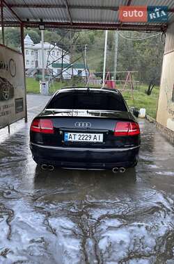 Седан Audi A8 2002 в 