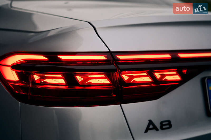 Седан Audi A8 2019 в Ровно