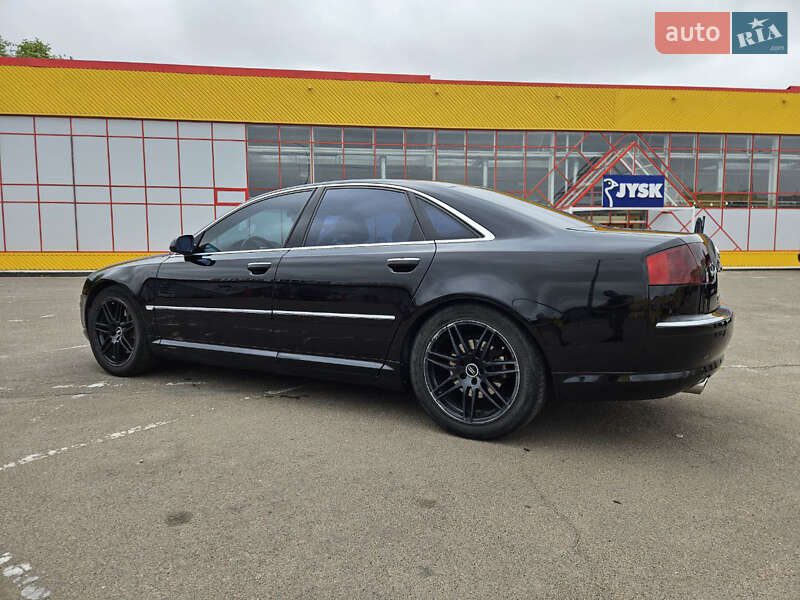 Audi A8 2003