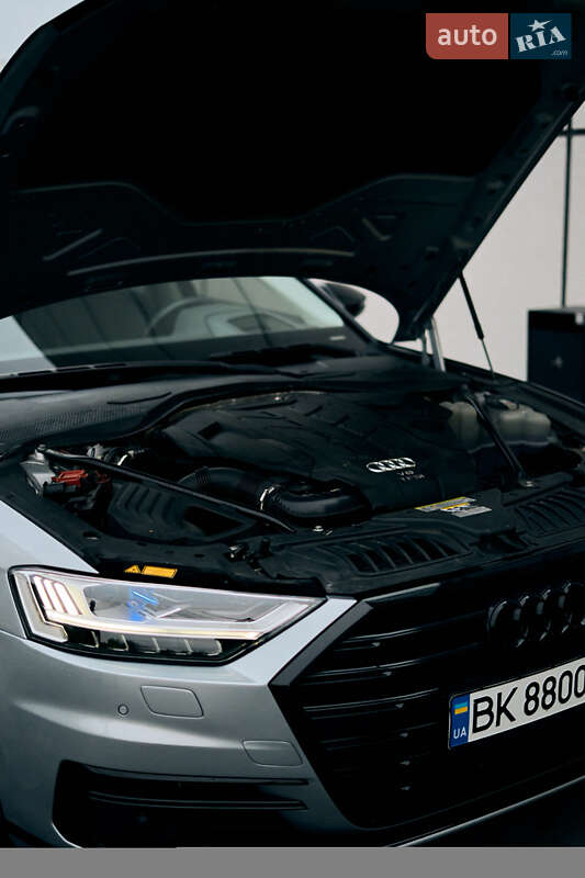 Седан Audi A8 2019 в Ровно