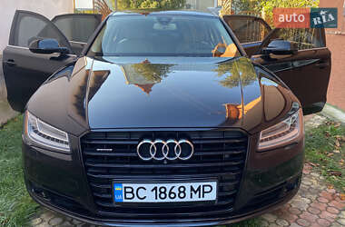 Седан Audi A8 2014 в 