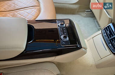 Седан Audi A8 2014 в Виноградове