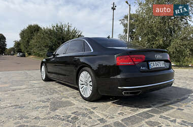 Седан Audi A8 2013 в 