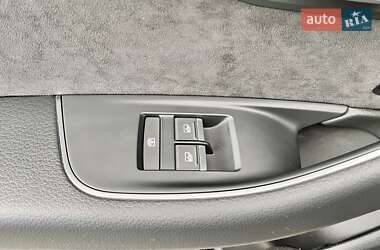 Седан Audi A8 2023 в 