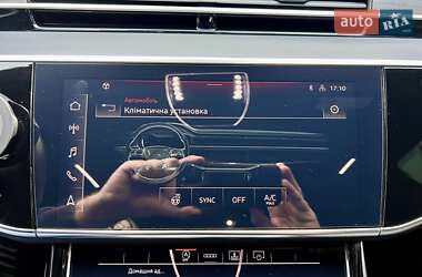 Седан Audi A8 2023 в 