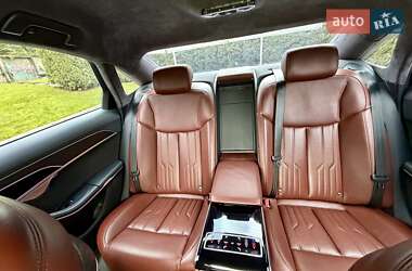 Седан Audi A8 2018 в 