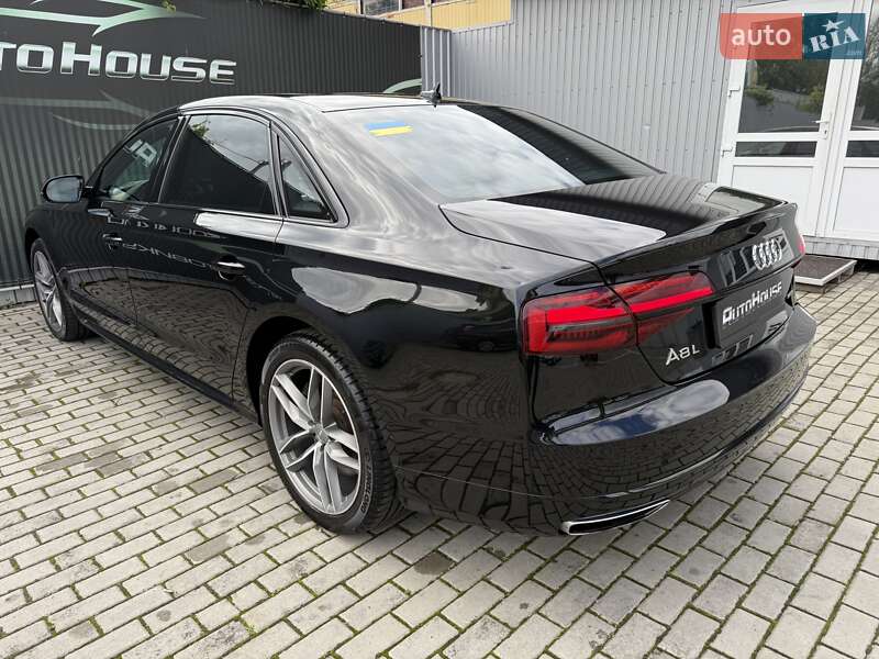 Седан Audi A8 2017 в Вінниці