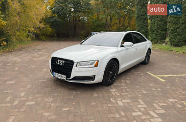 Седан Audi A8 2016 в 