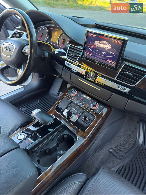 Седан Audi A8 2016 в Ровно фото 11 Седан Audi A8 2016 в Ровно
