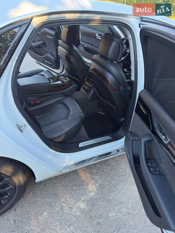 Седан Audi A8 2016 в Ровно фото 13 Седан Audi A8 2016 в Ровно