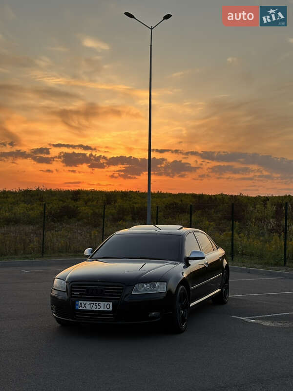 Седан Audi A8 2008 в Рівному