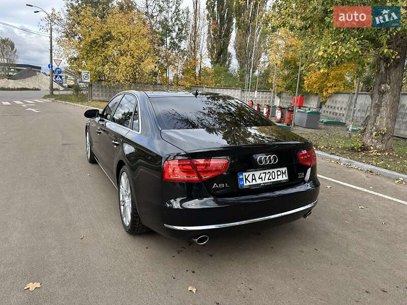 Седан Audi A8 2013 в Киеве
